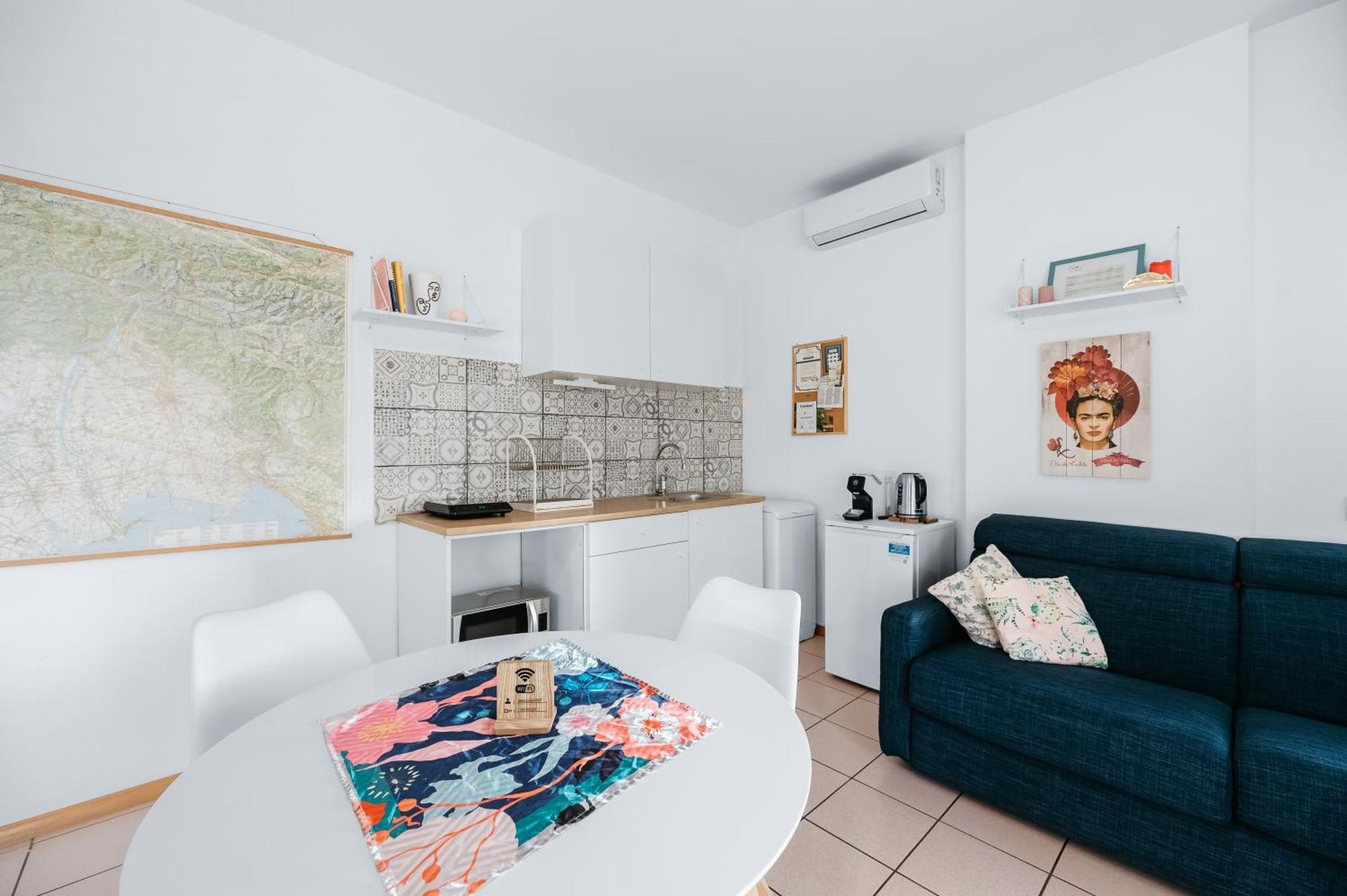 Nest Eco Guesthouse Удине Экстерьер фото