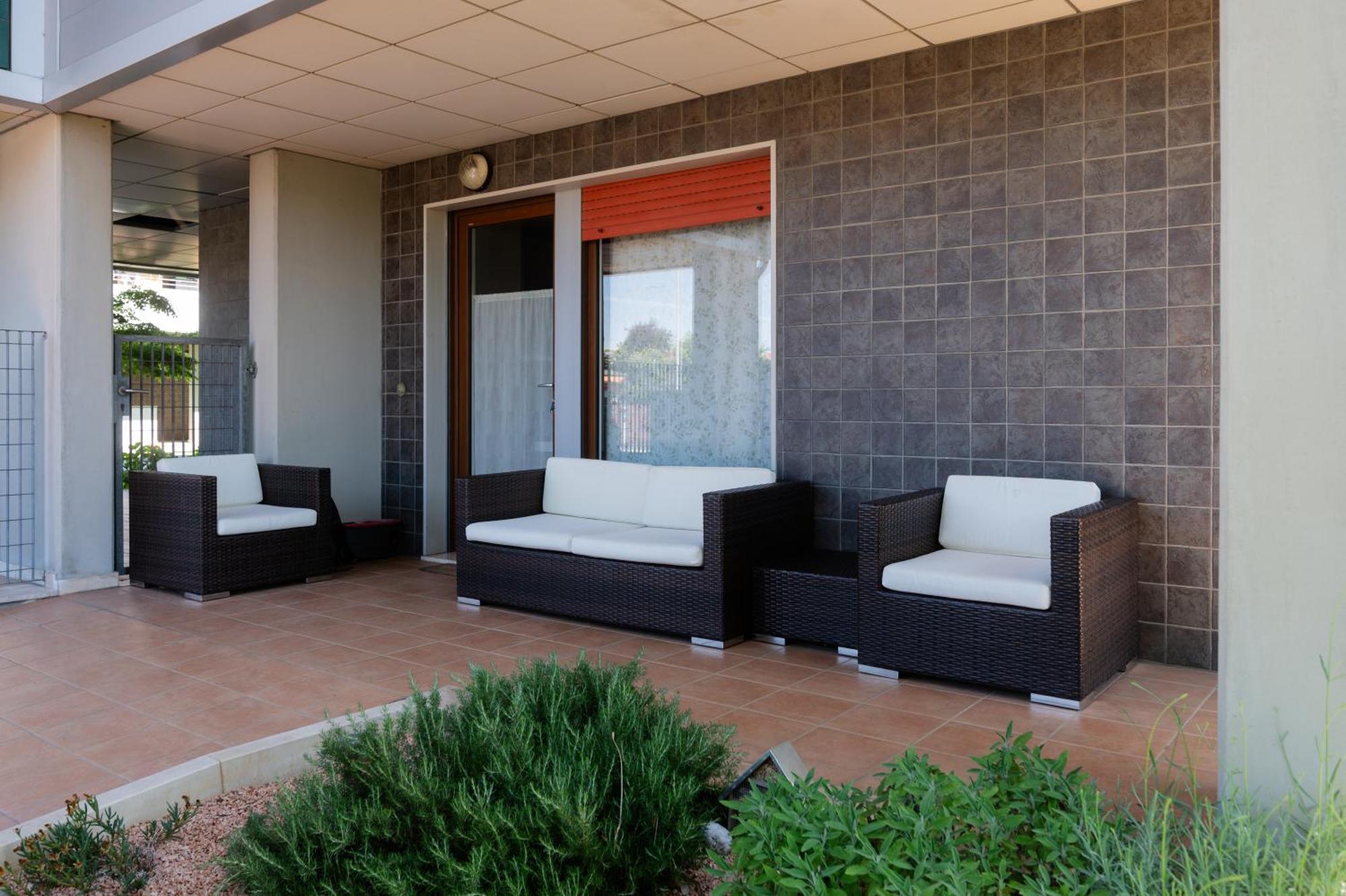 Nest Eco Guesthouse Удине Экстерьер фото